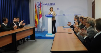 Cospedal durante su intervención en la reunión con el grupo municipal del PP de Toledo