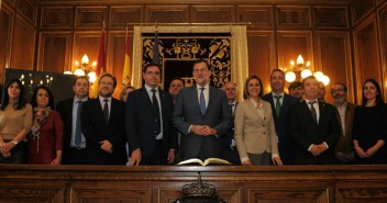 Cospedal y Rajoy con el grupo popular en la diputación provincial de Cuenca