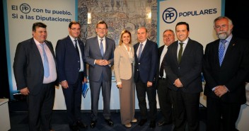 Cospedal y Rajoy con los presidentes y portavoces de las diputaciones de CLM