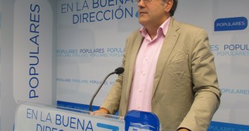 Miguel Angel Rodriguez en rueda de prensa