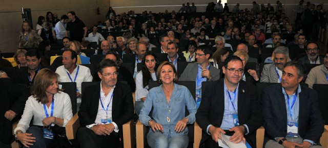 Cospedal junto a Prieto y Catalá durante la clausura de congreso provincial de Cuenca