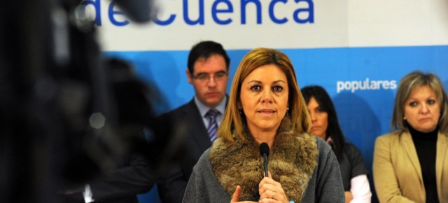 Cospedal durante su intervención ante los medios en Cuenca