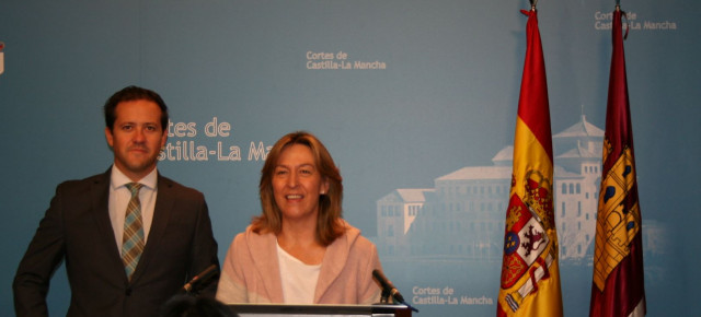 Guarinos y Velazquez en rueda de prensa previa a la comisión parlamentaria