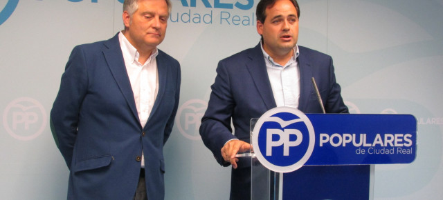 Núñez y Cañizares, en rueda de prensa