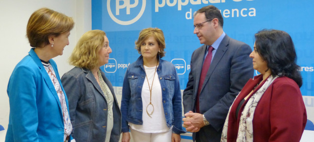 Gonzalez con Prieto y los miembros de las vicesecretaría sectorial del PP de CLM
